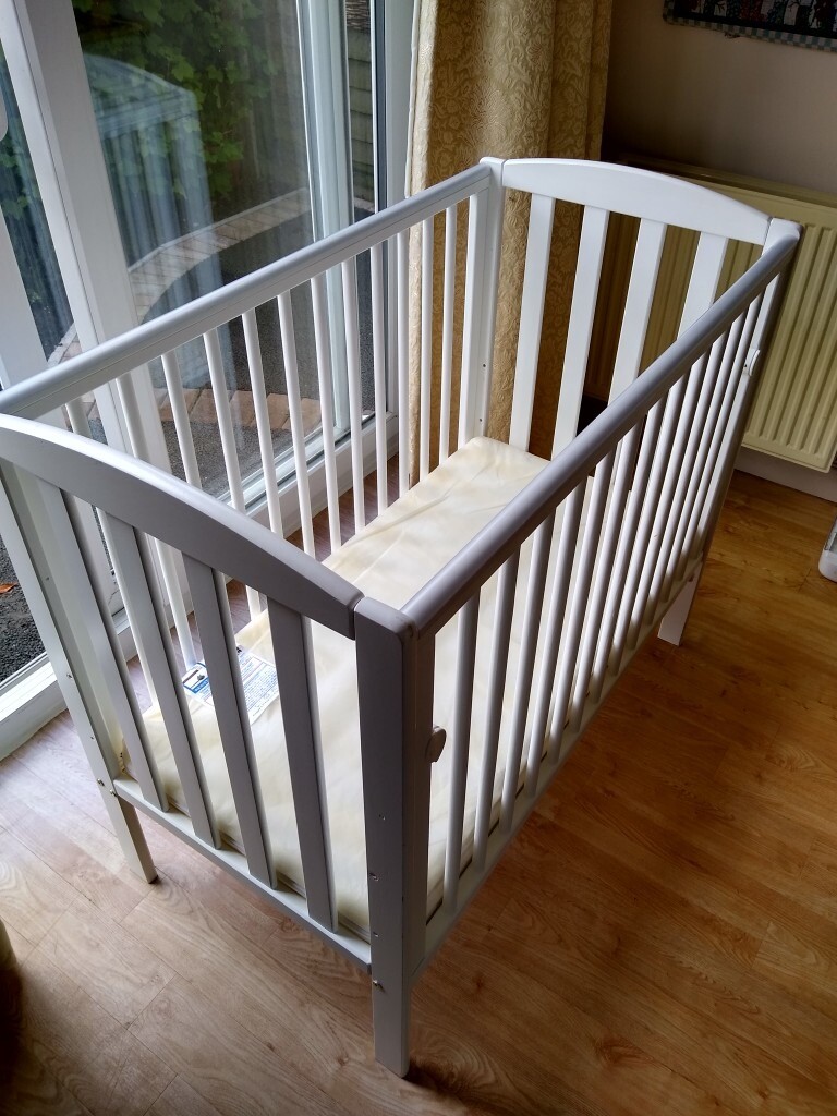 tobie space saver cot